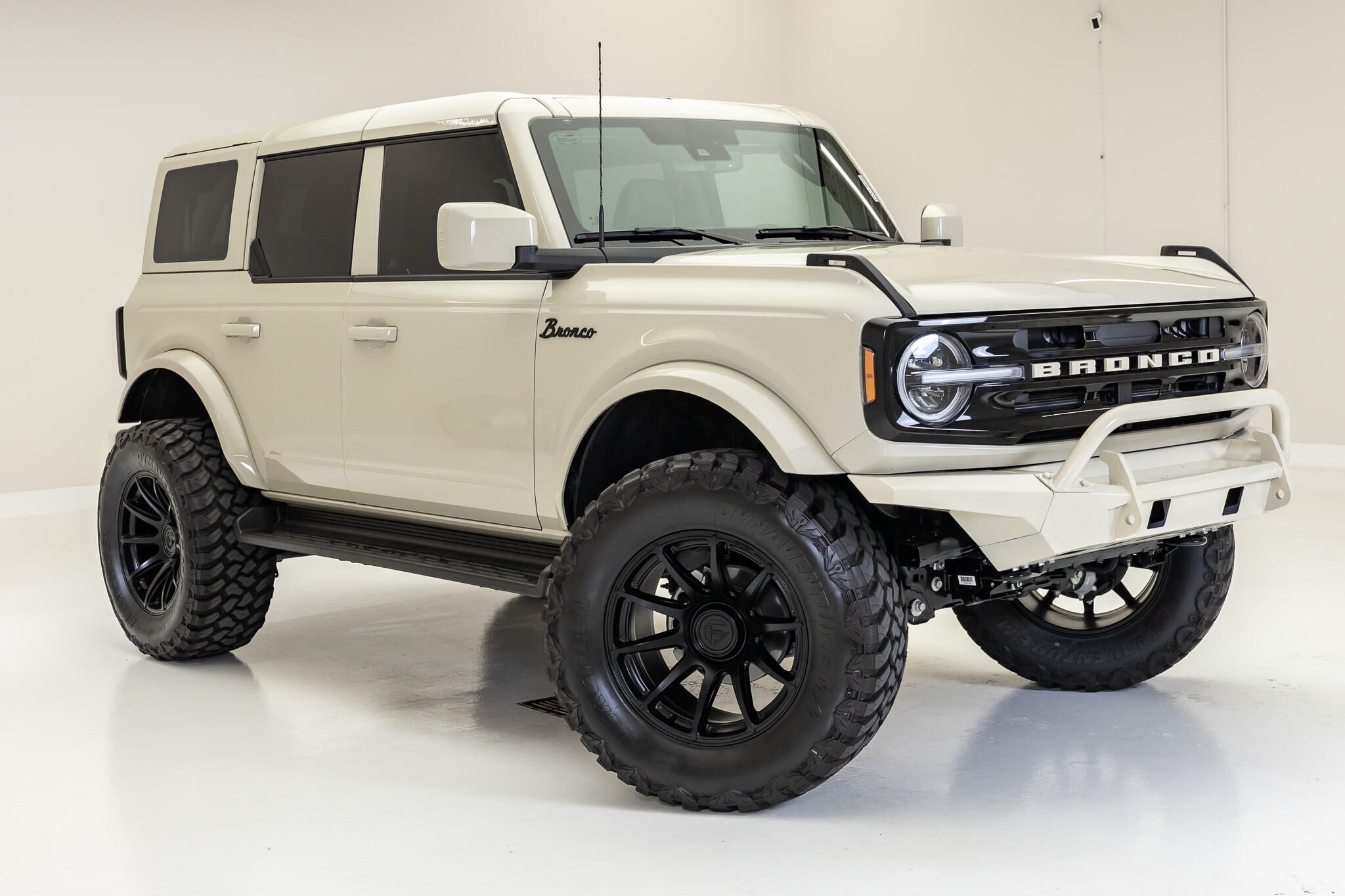 ford bronco 4-door 2026 1FMEE8BP4TLA67697 image ford bronco 4-door 2026 1FMEE8BP4TLA67697 image